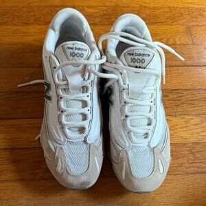 New Balance 1000 Shoes in Parchment/Angora